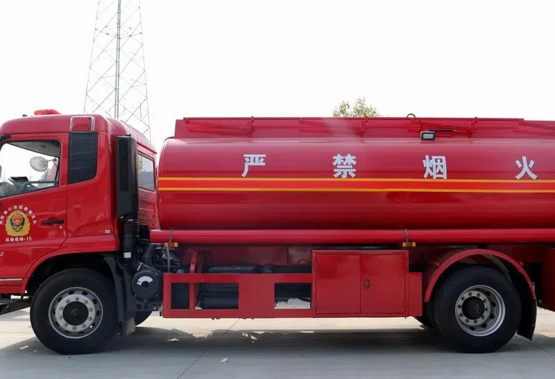 東風(fēng)天錦VR單橋國六13.9方救援加油車