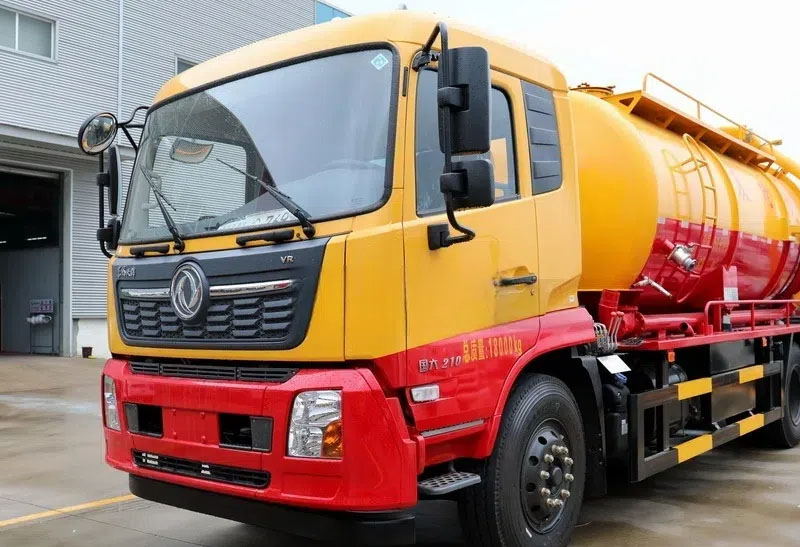 東風(fēng)天錦VR單橋國六清洗吸污車